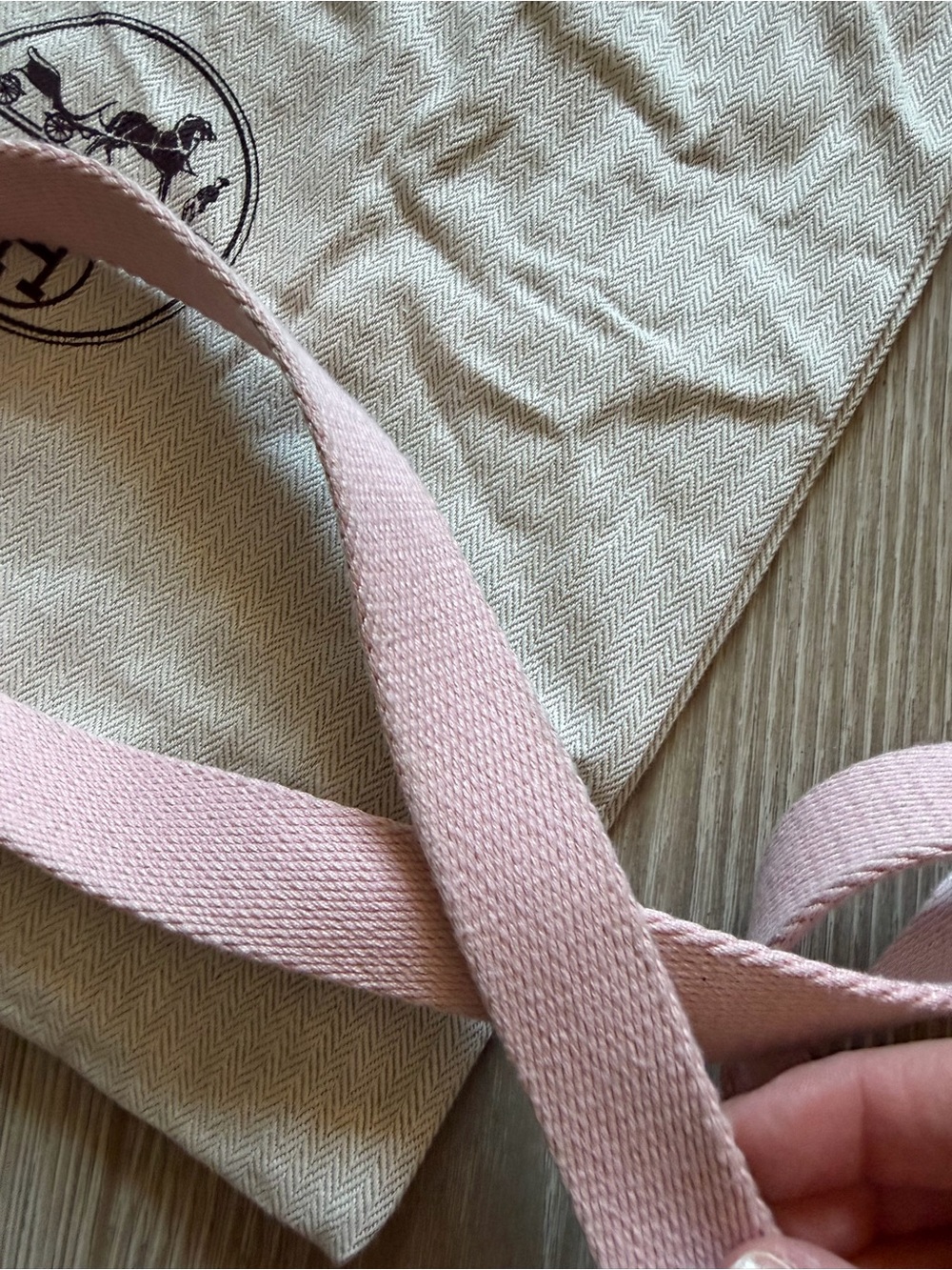 Hermes Evelyne Style Leather Crossbody Bag Sakura Pink designer luxury fashion - Picture 8 of 8